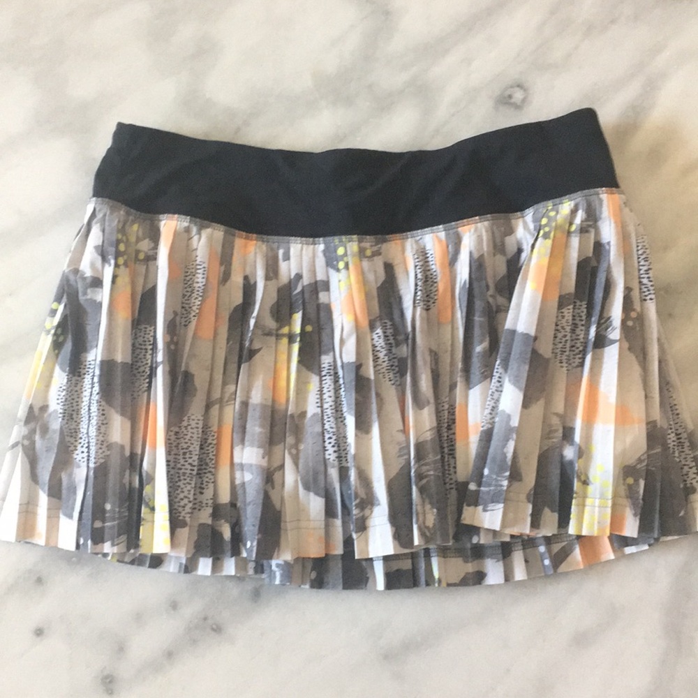 Lululemon skirt skort size 8